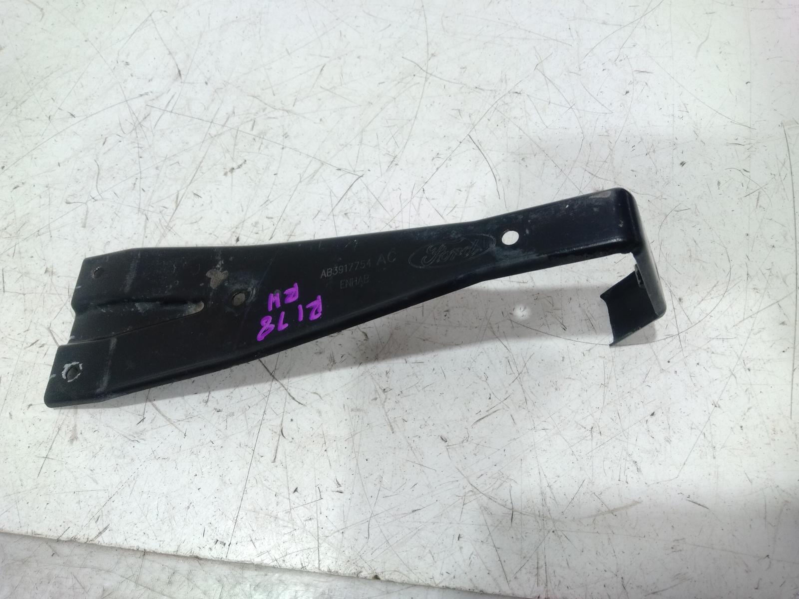 F_Bar_Reinforc_Brack