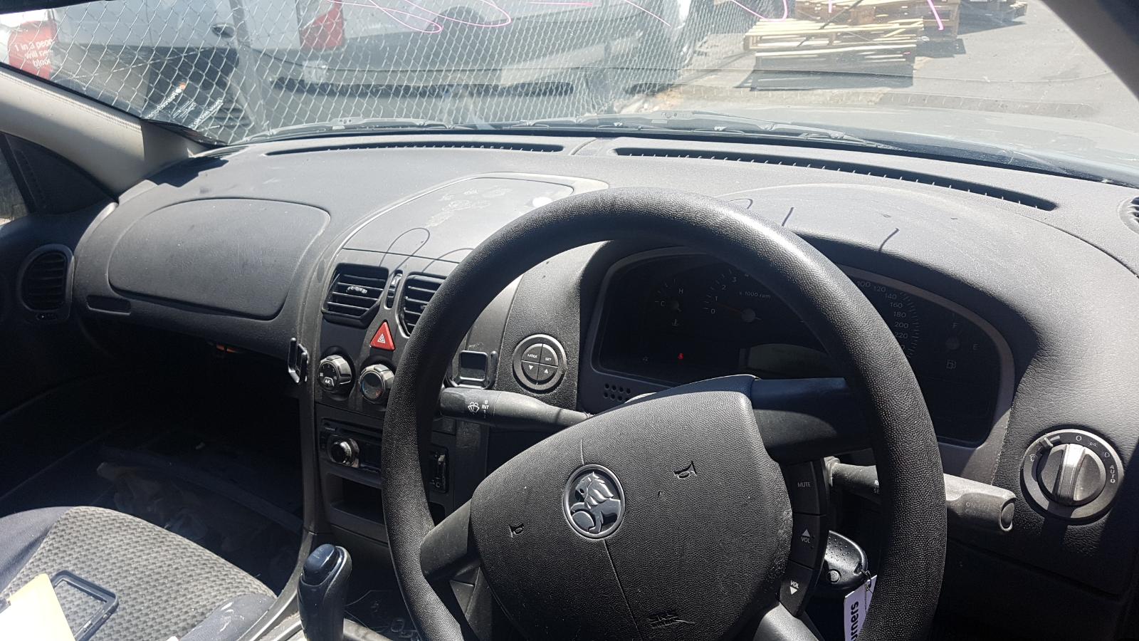 Holden Commodore - VY  2002-2004