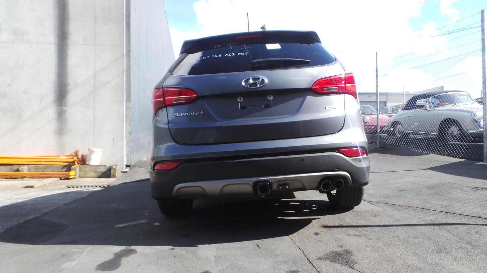 Hyundai Santa Fe - 2013-Present