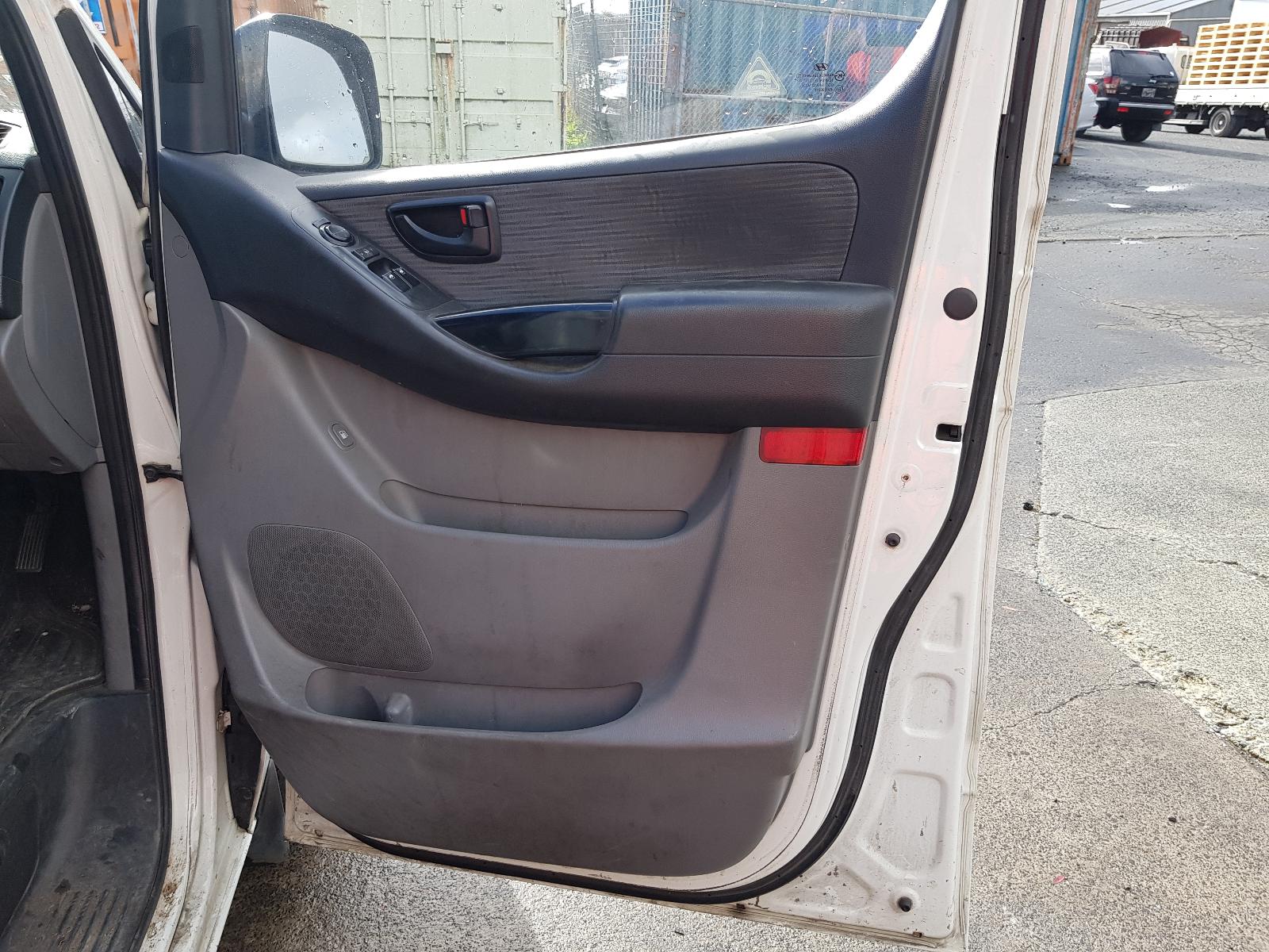 Hyundai H1 Van - 2008-2016