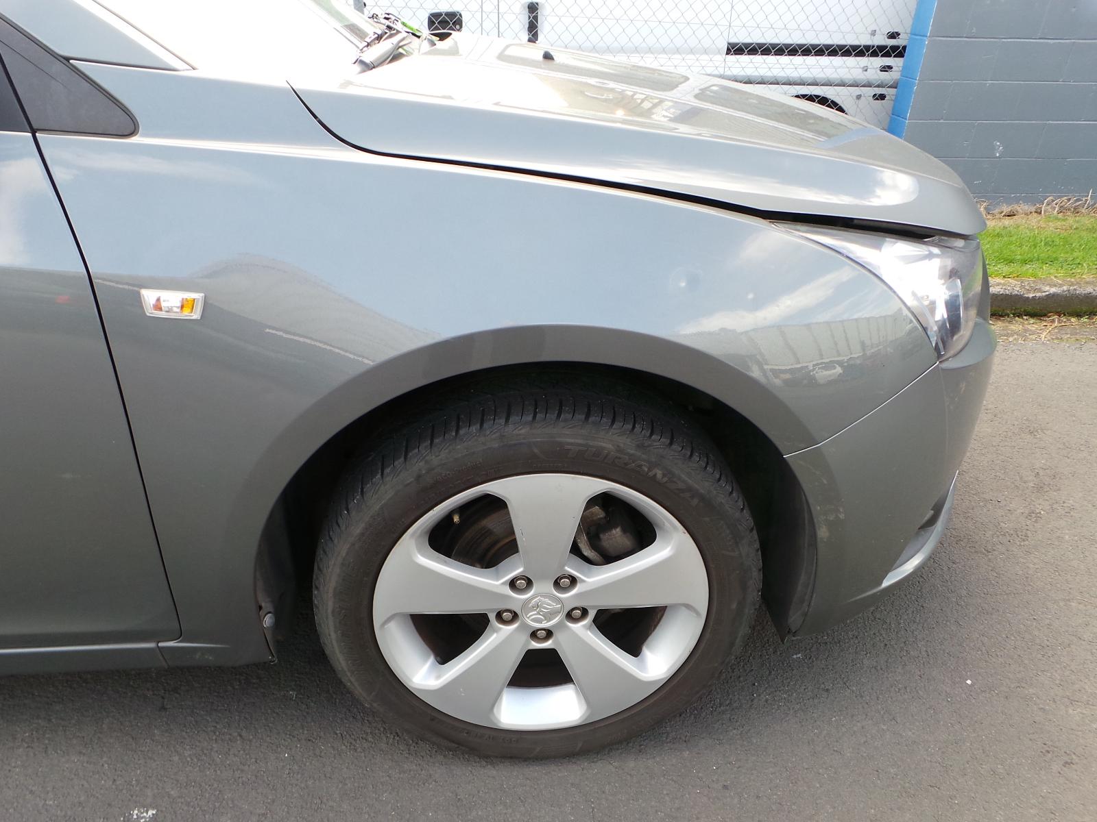 Holden Cruze - 2009-Present