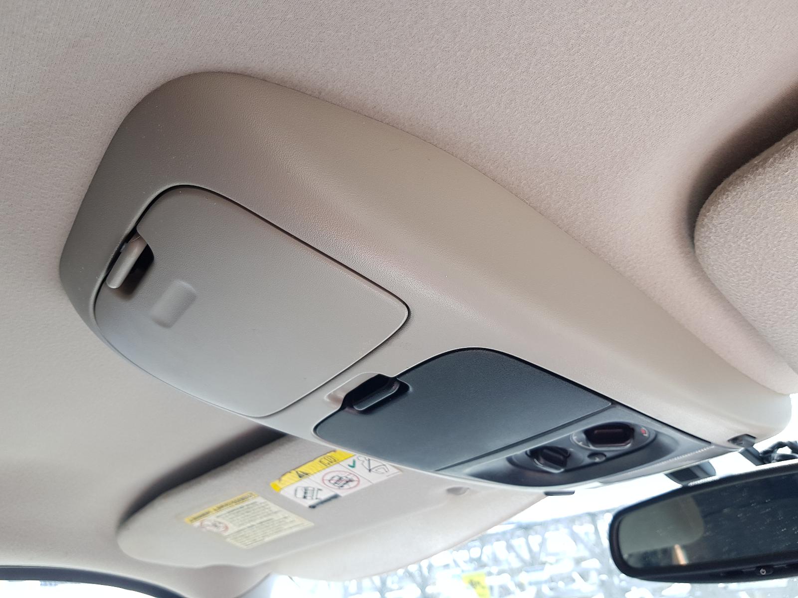 Ford Explorer - UT 2001-2005