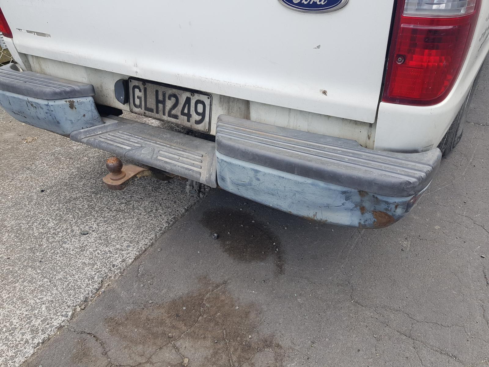 Ford Courier - UT 2005-2006