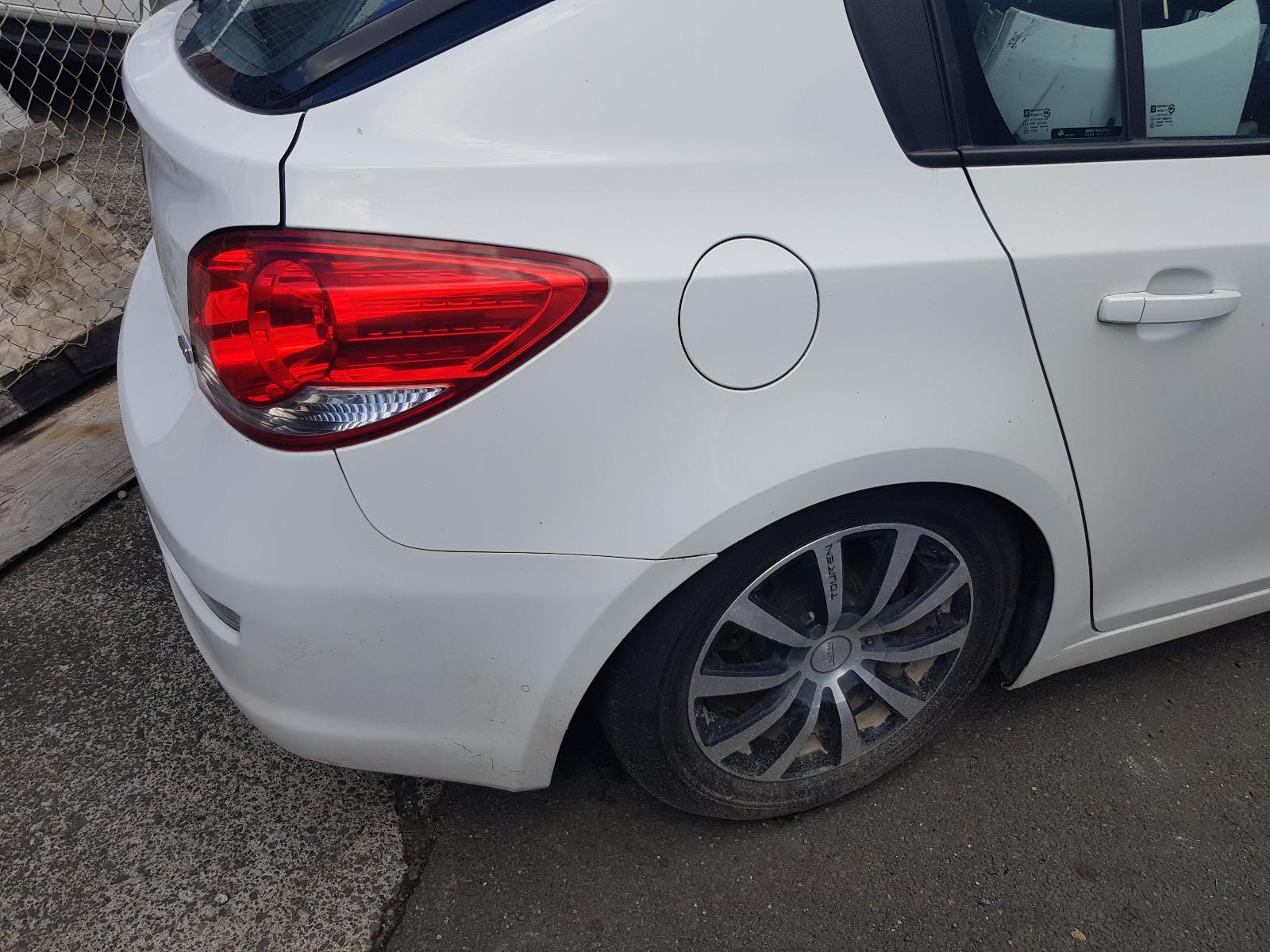 Holden Cruze - 2009-Present