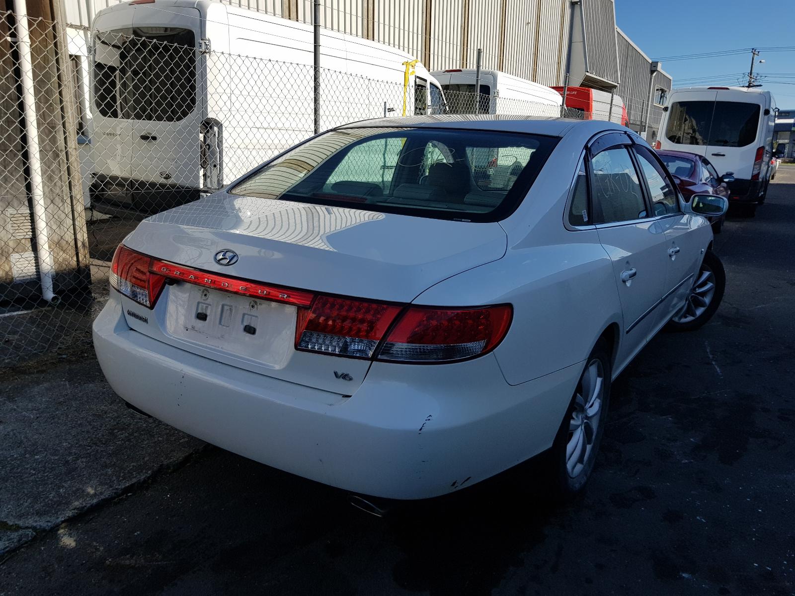 Hyundai Grandeur - XG, TG 1999-2011