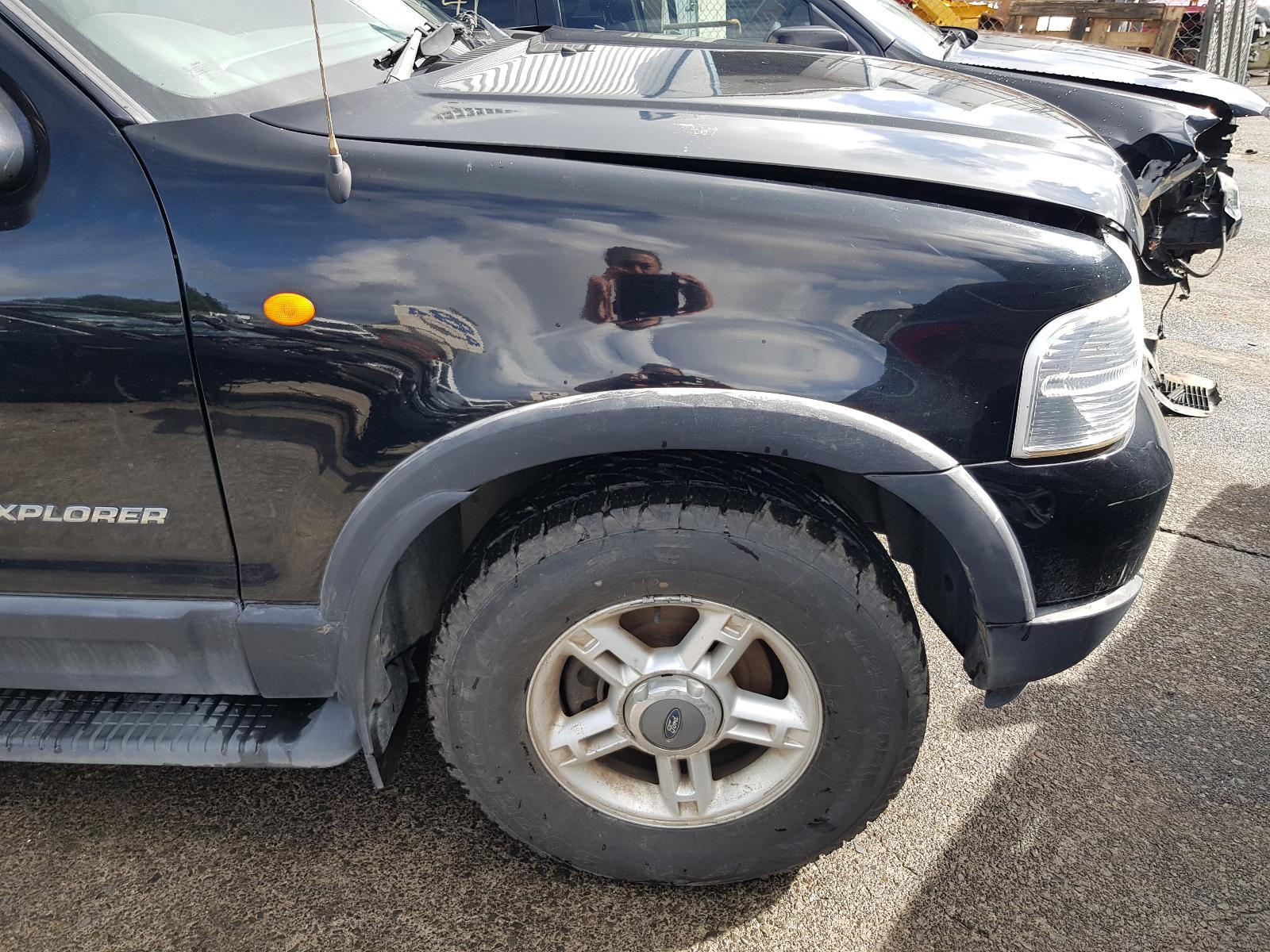 Ford Explorer - UT 2001-2005