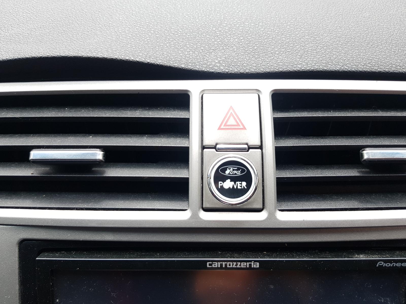 Ford Kuga - TE 2012-2013