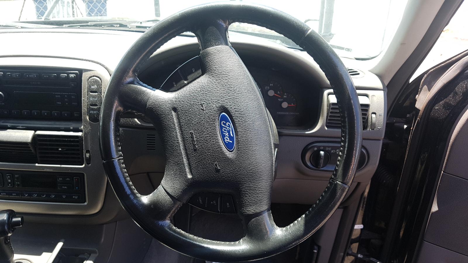 Ford Explorer - UT 2001-2005