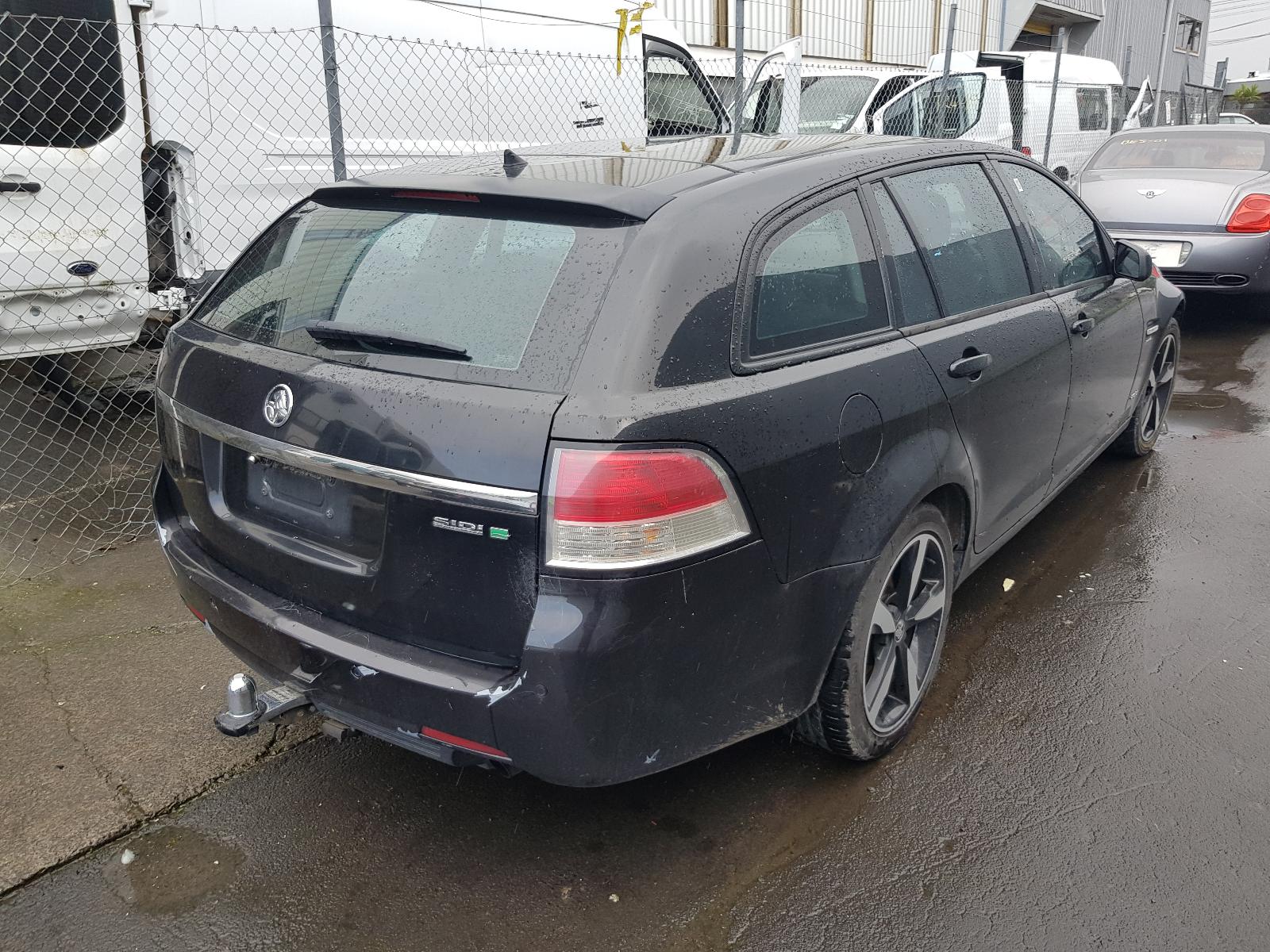 Holden Commodore - VE Omega 06-