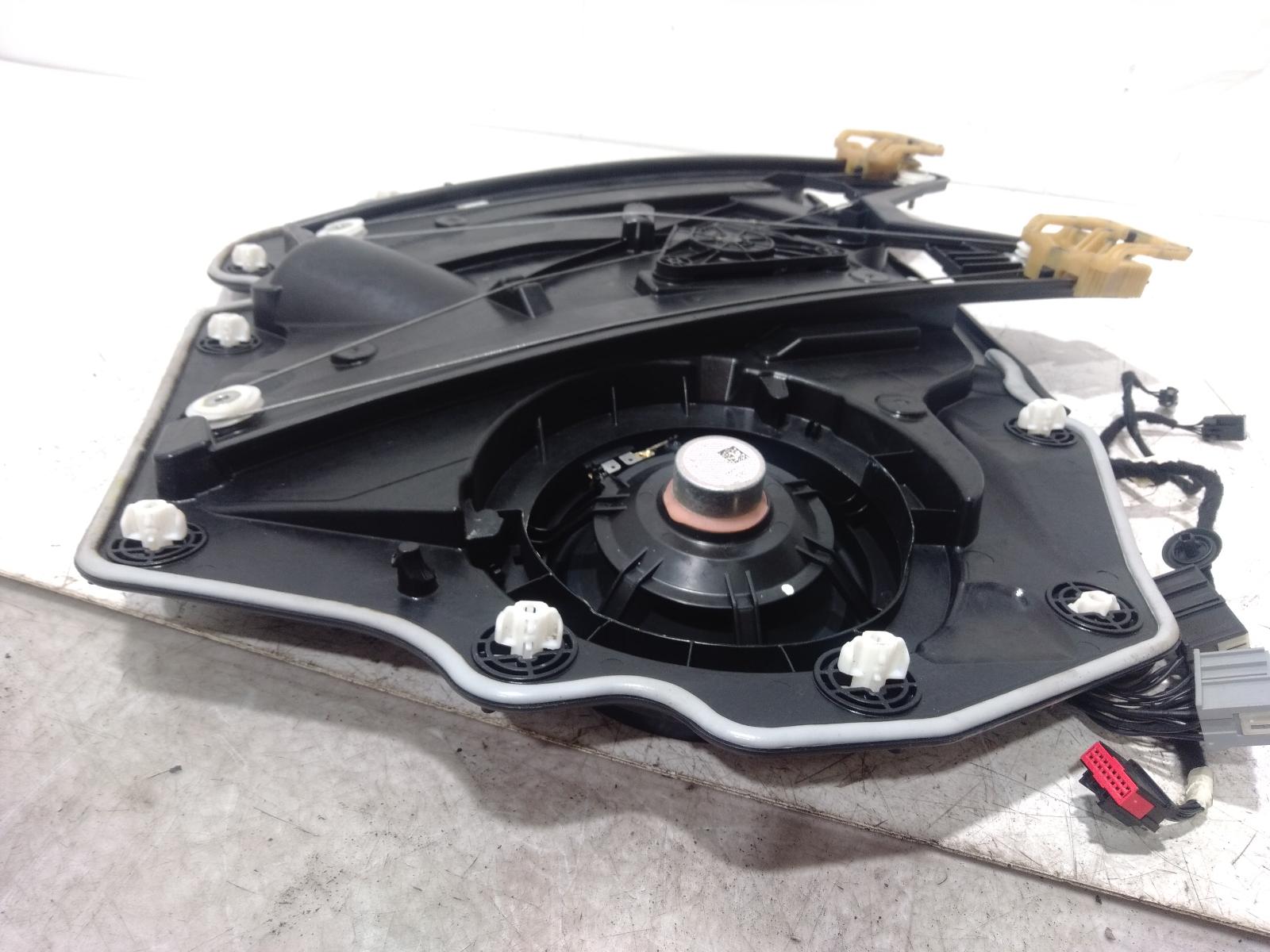 Right_Front_Window_Reg_Motor