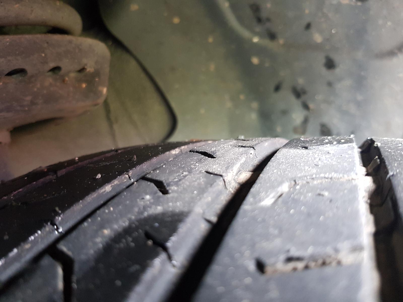 Holden Cruze - 2009-Present