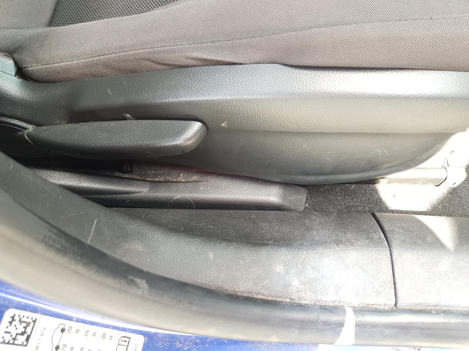 Holden Cruze - 2009-Present