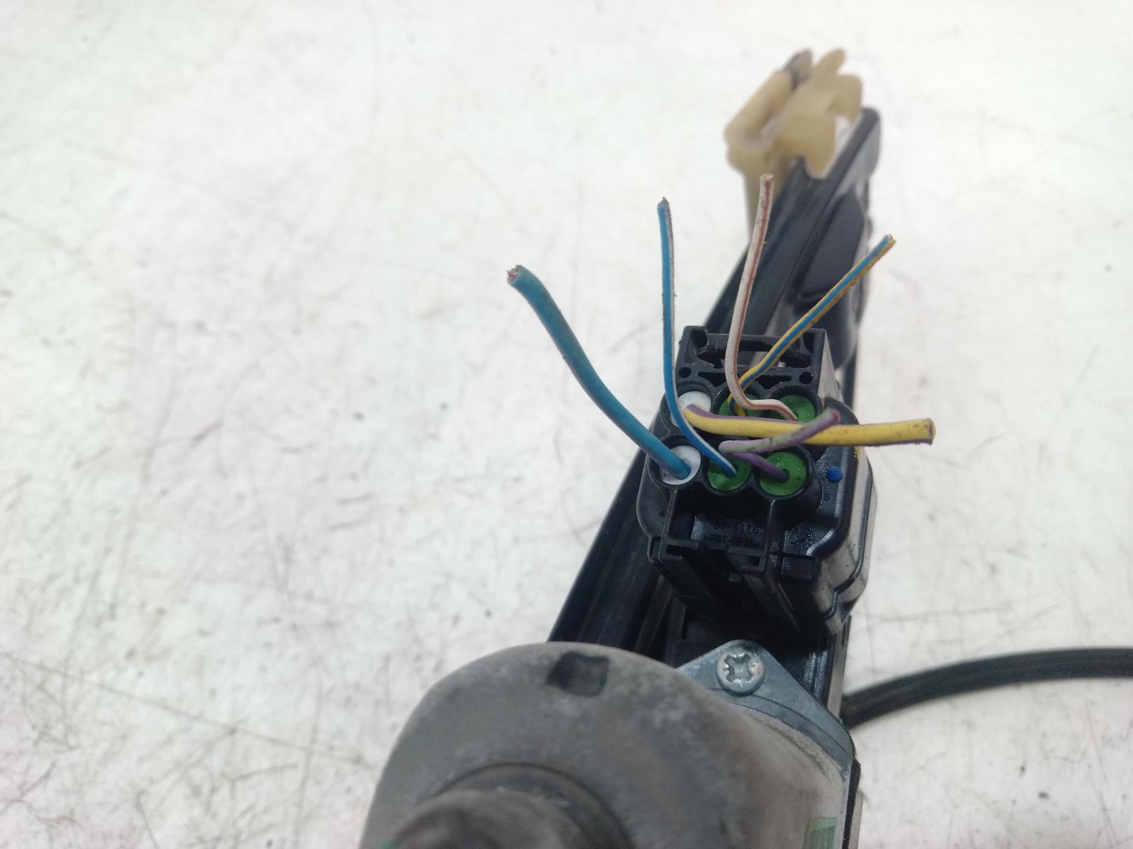 Right_Front_Window_Reg_Motor