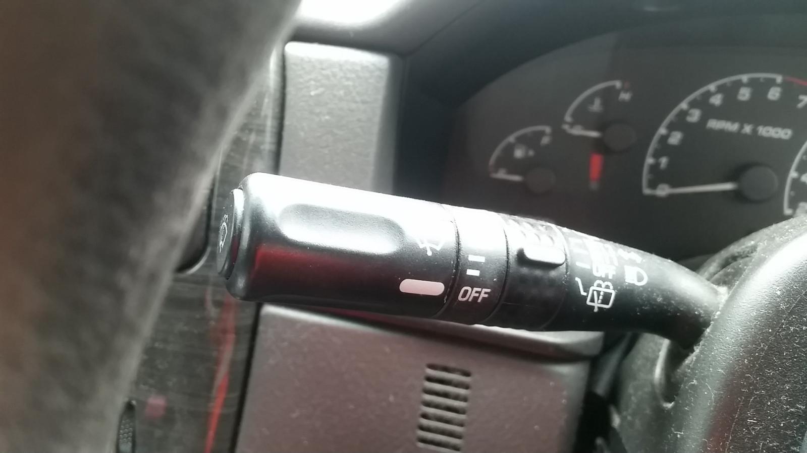 Ford Explorer - UT 2001-2005