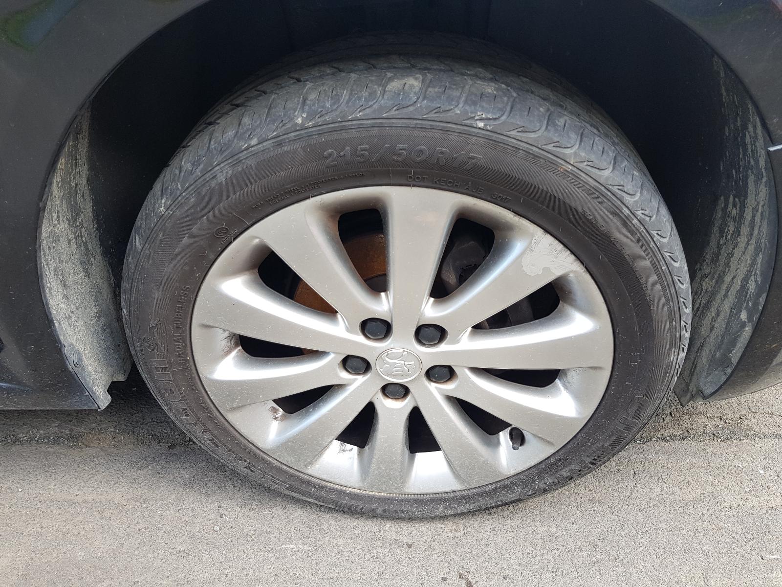 Holden Cruze - 2009-Present