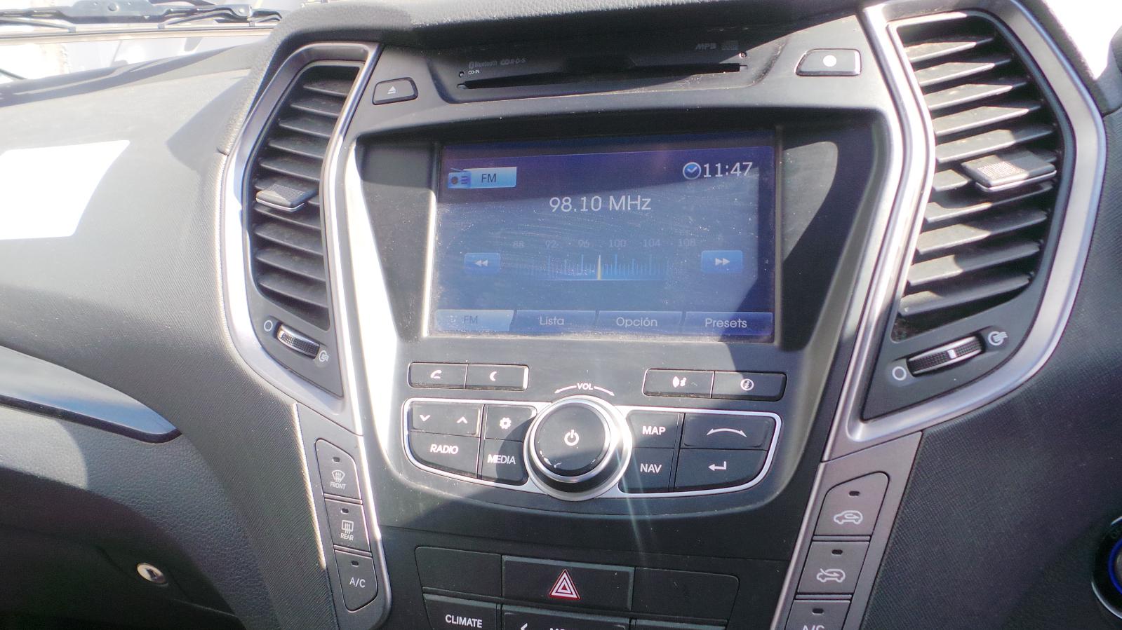 Hyundai Santa Fe - 2013-Present