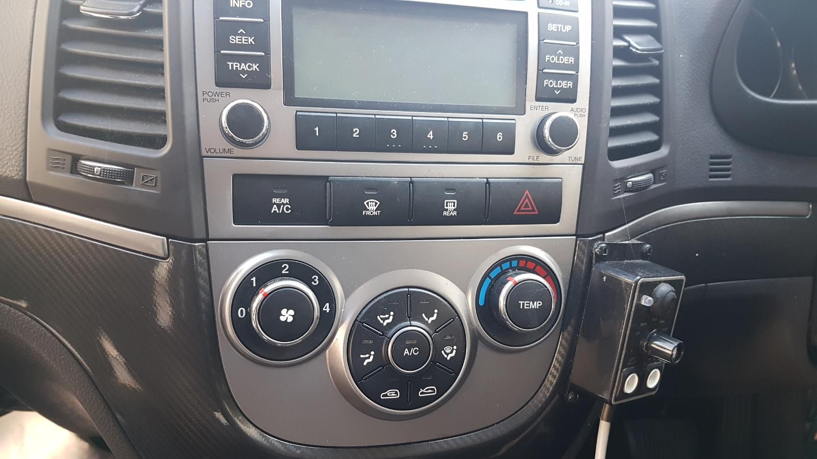 Hyundai Santa Fe - 2006-2012