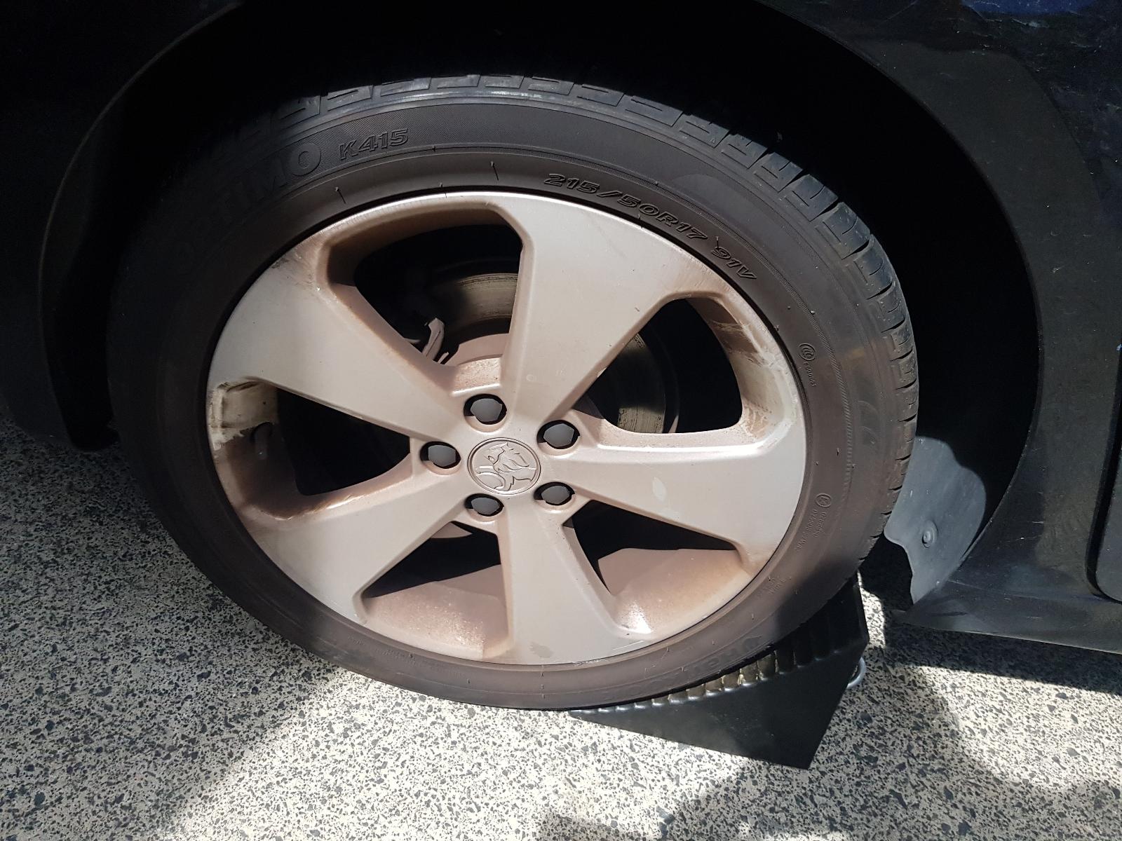 Holden Cruze - 2009-Present