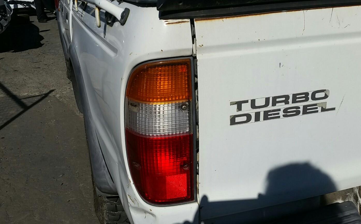 Ford Courier - 03-05