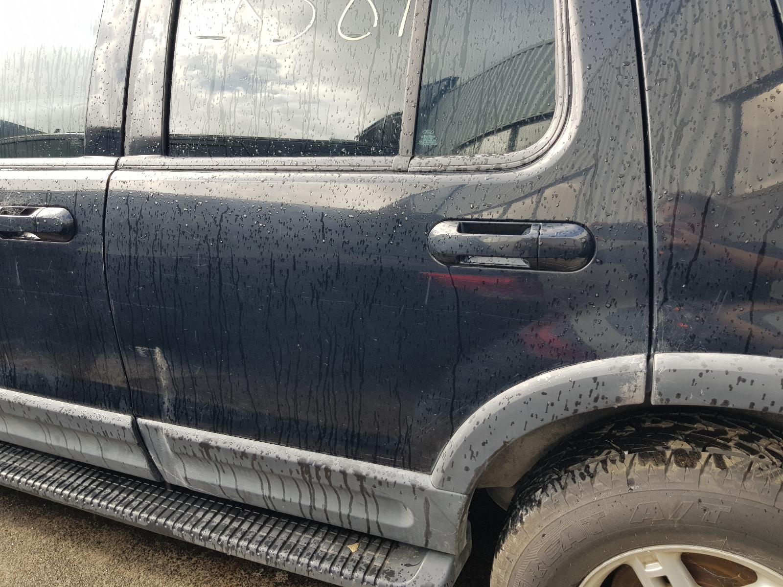 Ford Explorer - UT 2001-2005