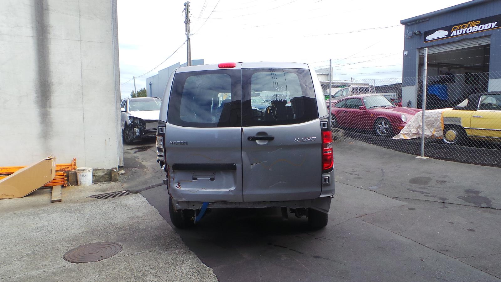 Hyundai H1 Van - 2008-2016