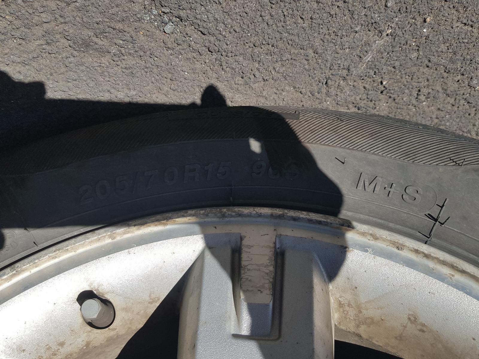 Ford Courier - 03-05