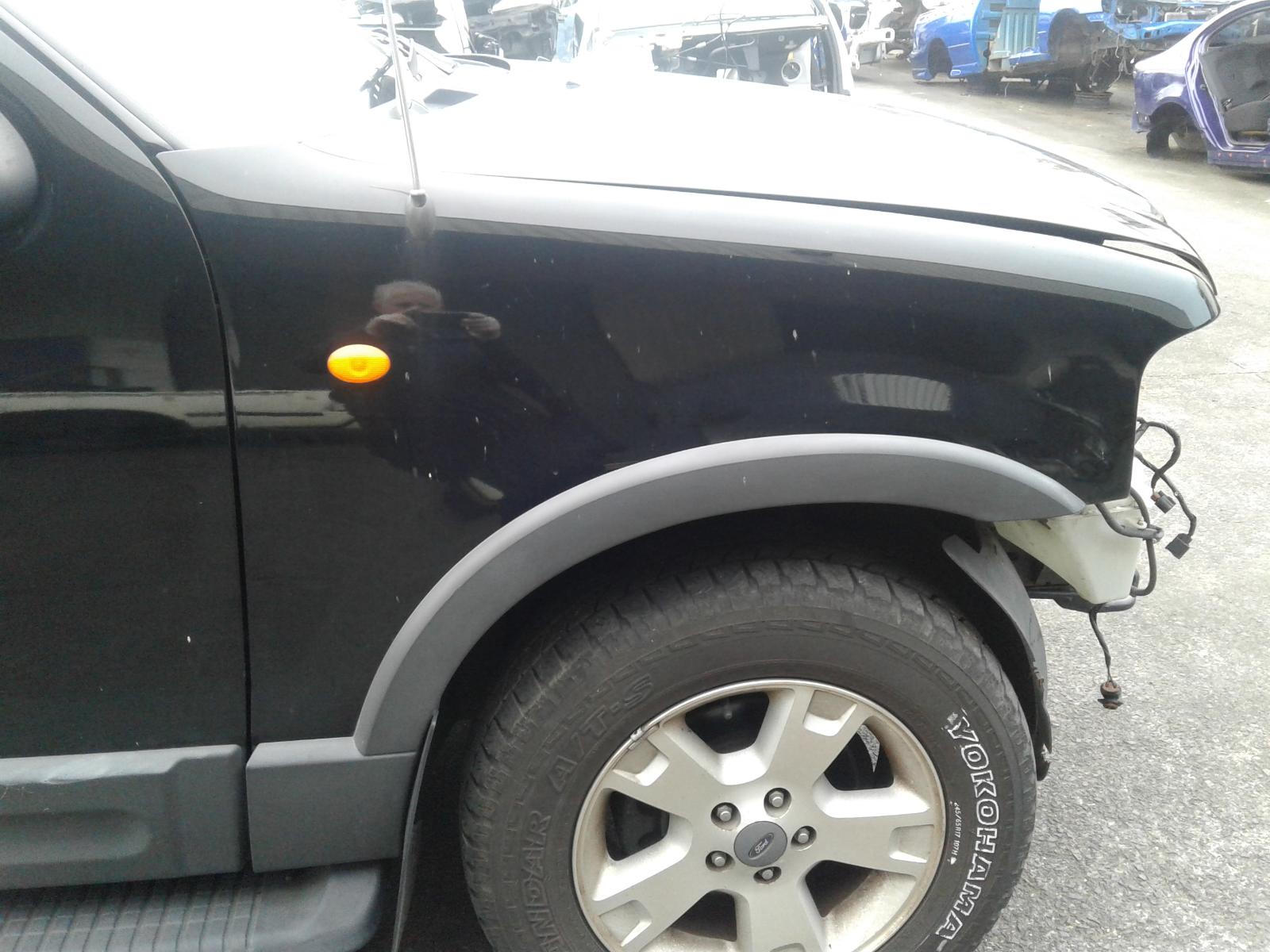 Ford Explorer - UT 2001-2005