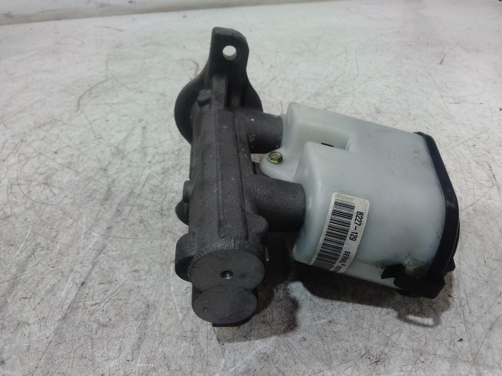 Master Cylinder