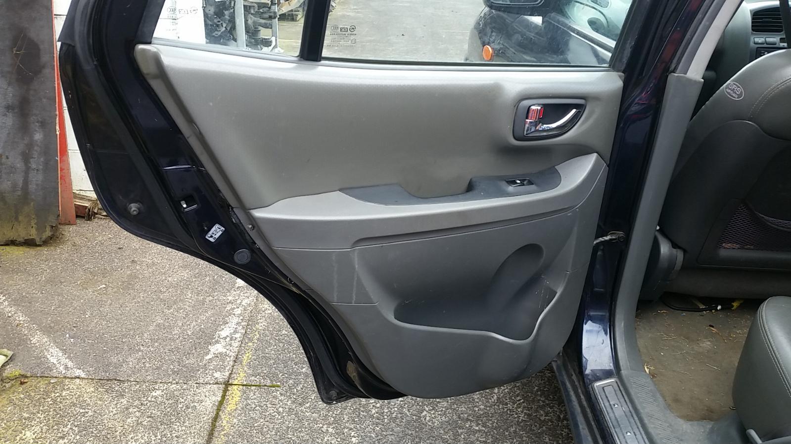 Hyundai Santa Fe - 2000-2006