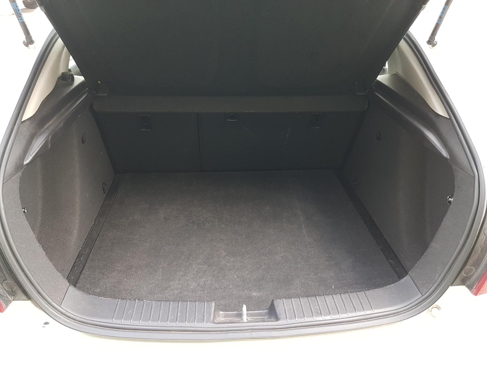 Holden Cruze - 2009-Present