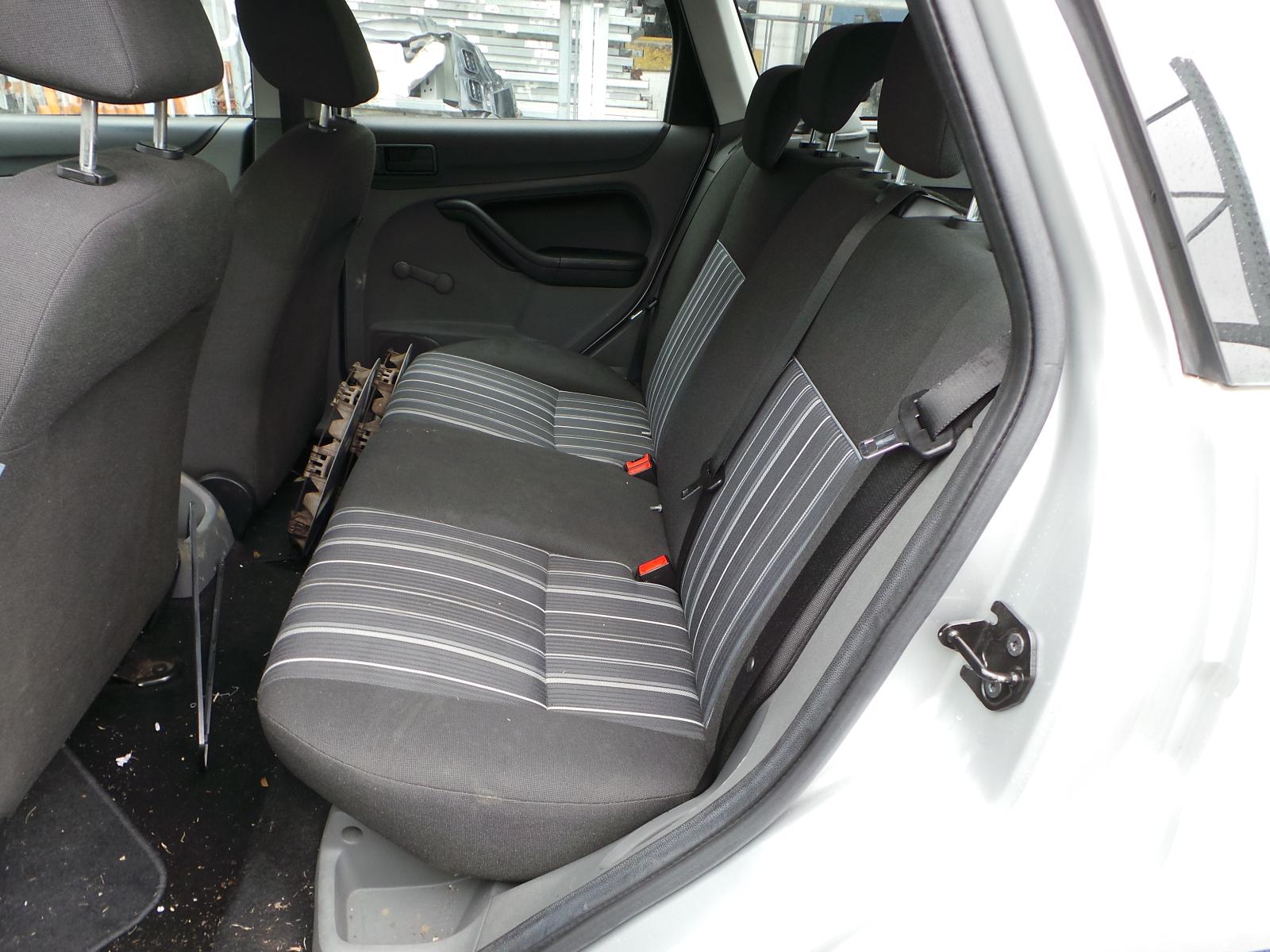 Ford Focus - LT-LV 2008-2011