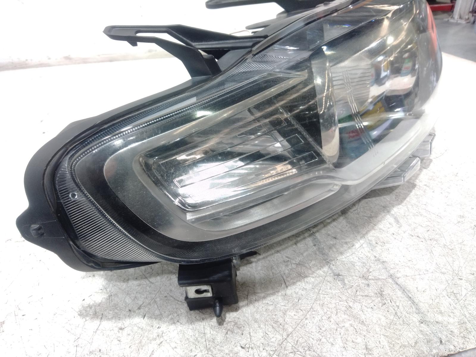 Right Headlamp