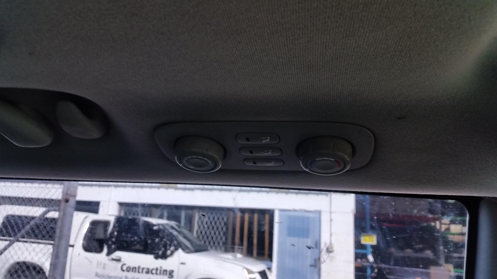 KIA Carnival - 2nd Gen 2006-2014