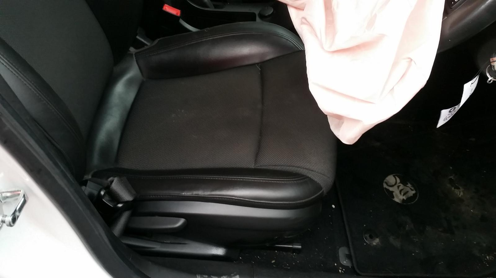 Holden Cruze - 2009-Present