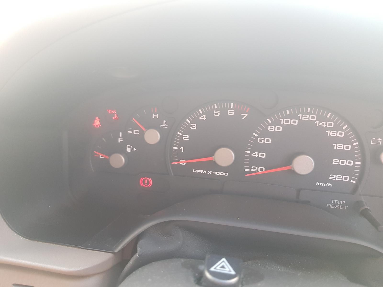 Ford Explorer - UT 2001-2005