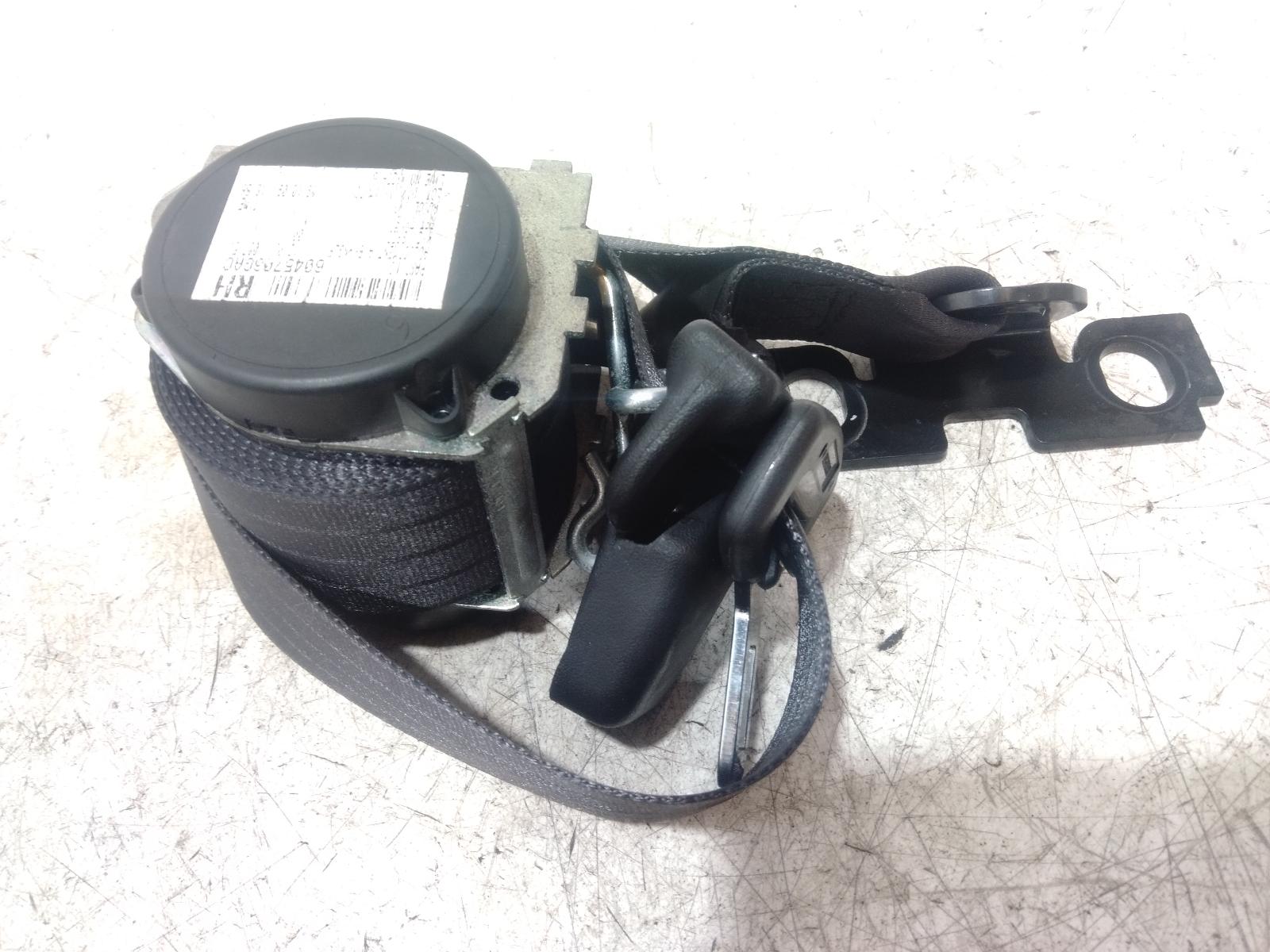 Seat_Belt_Stalk