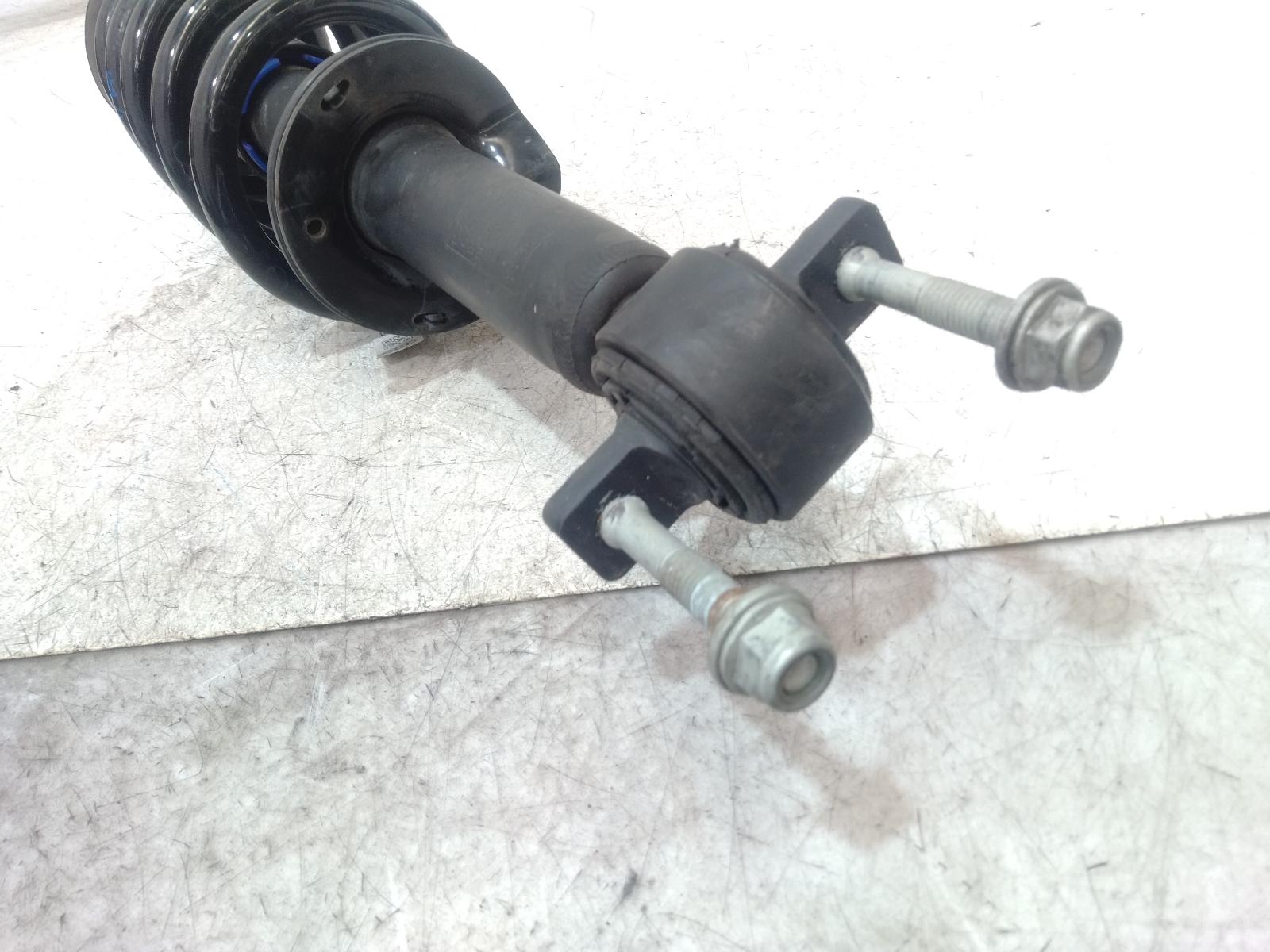 Right Front Strut