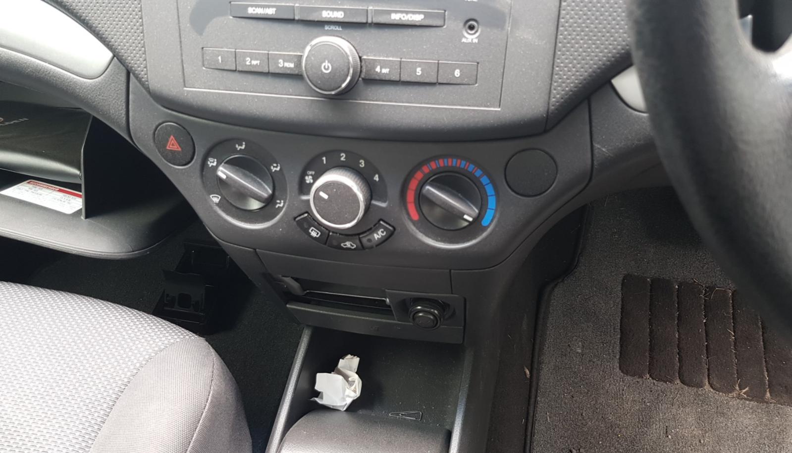 Holden Barina - TK 05-11