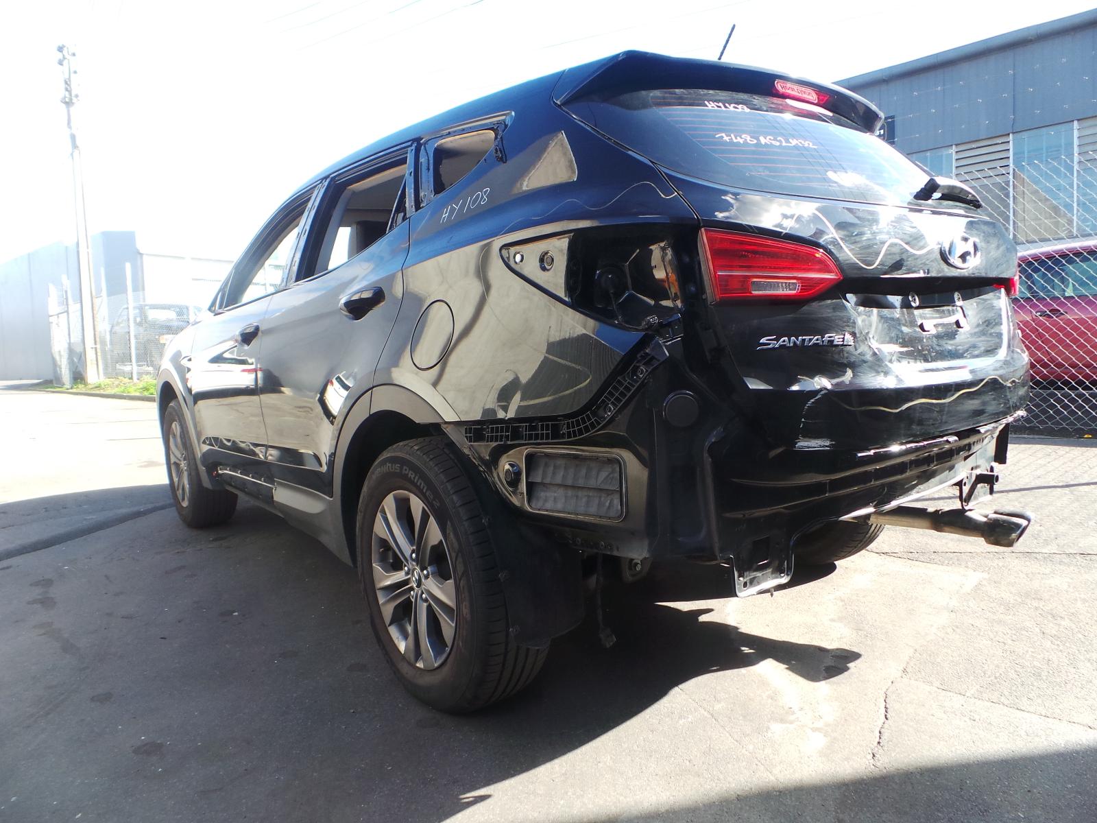 Hyundai Santa Fe - 2013-Present