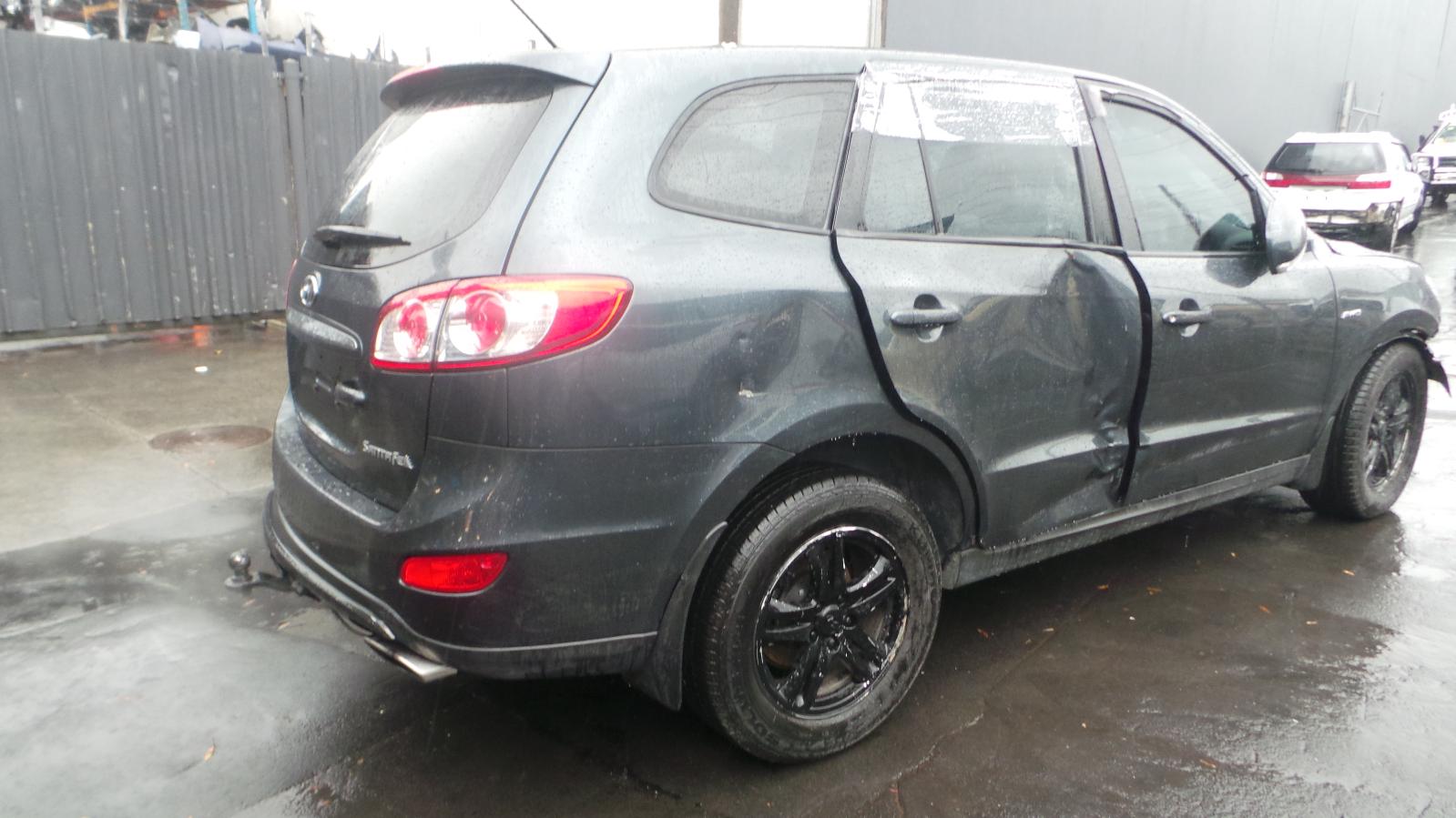 Hyundai Santa Fe - 2006-2012