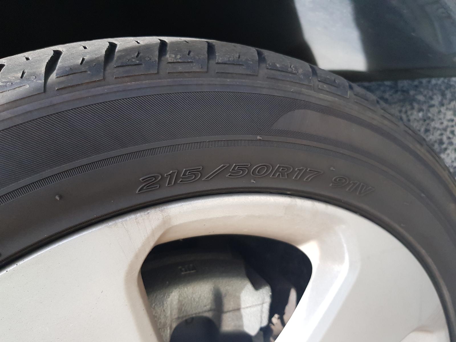 Holden Cruze - 2009-Present