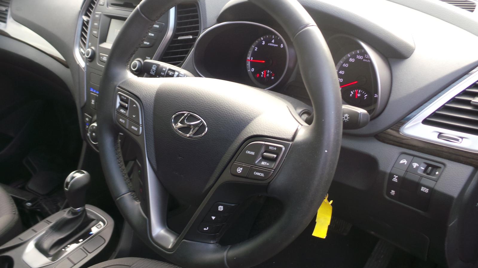 Hyundai Santa Fe - 2013-Present