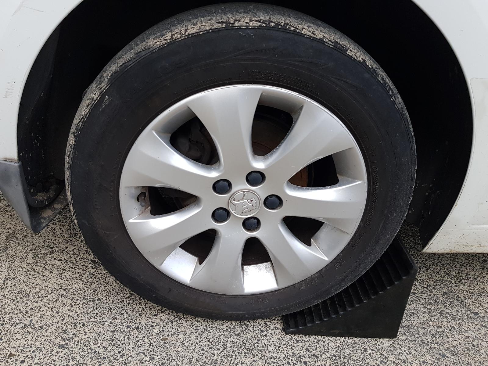 Holden Cruze - 2009-Present