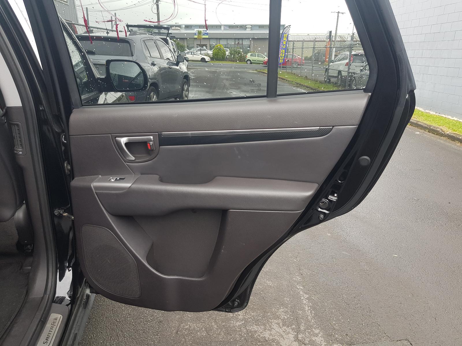 Hyundai Santa Fe - 2006-2012