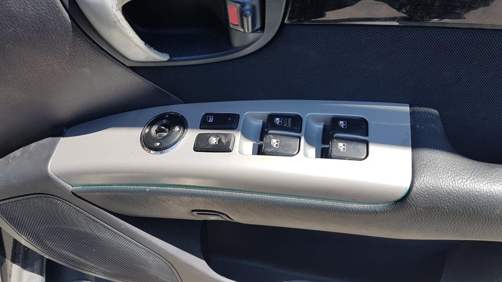 Hyundai Santa Fe - 2006-2012