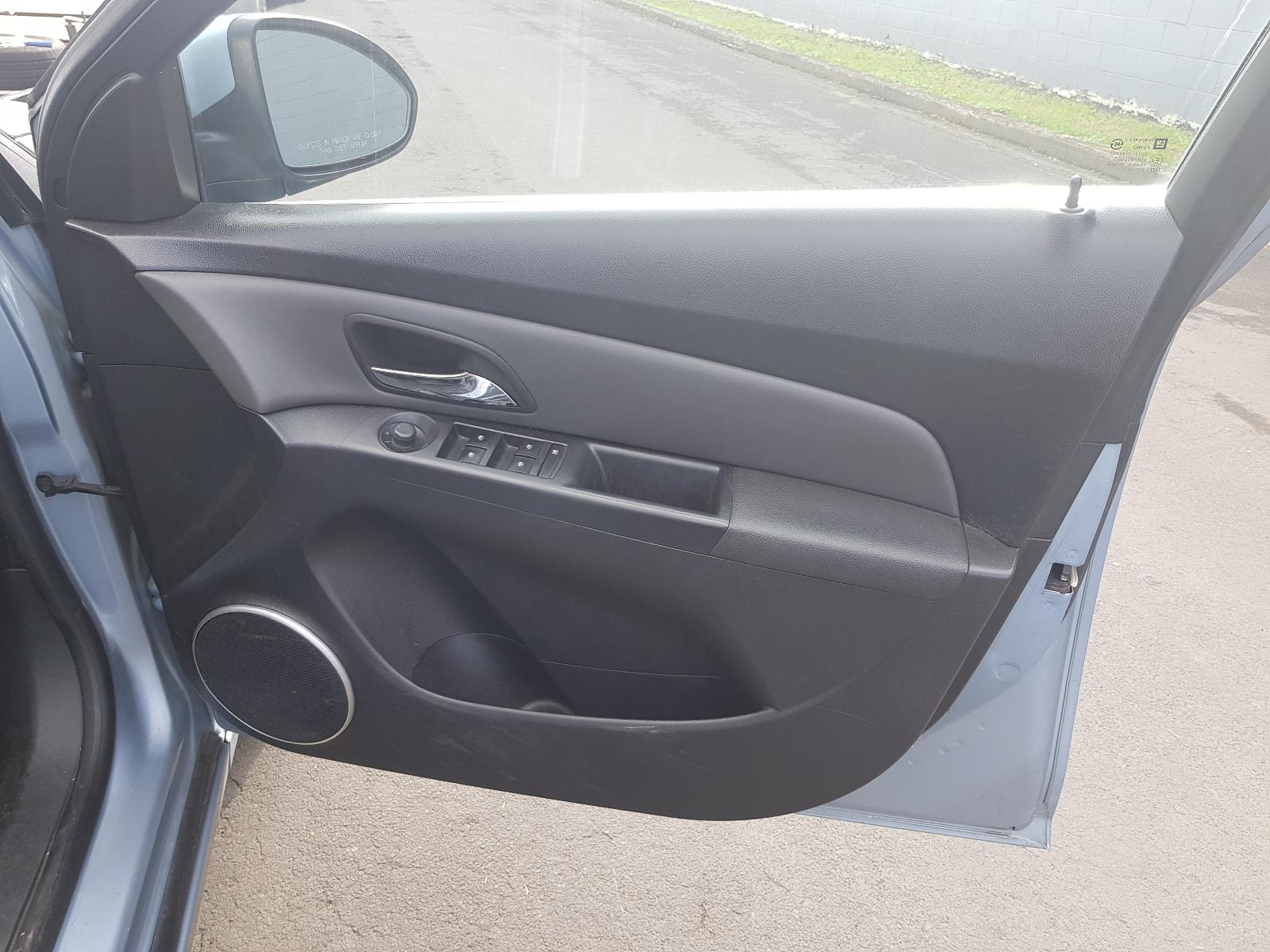 Holden Cruze - 2009-Present