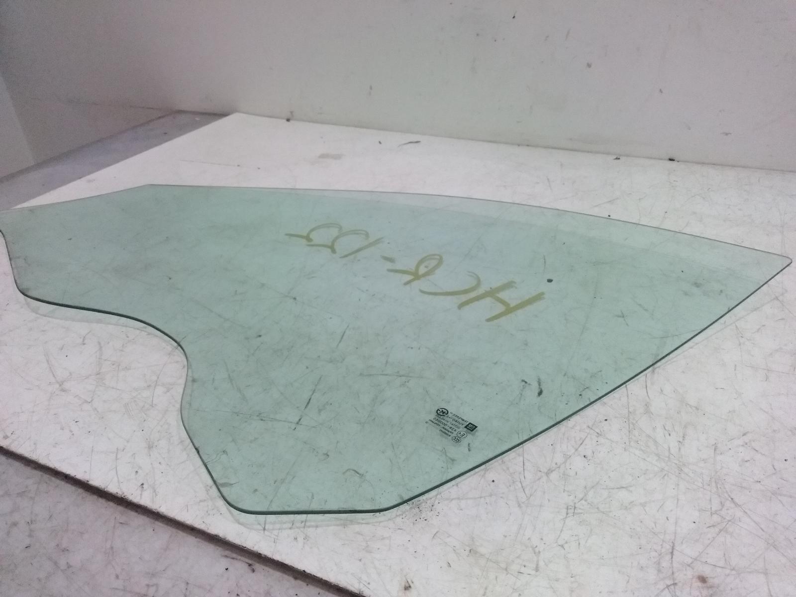 Right_Front_Door_Window