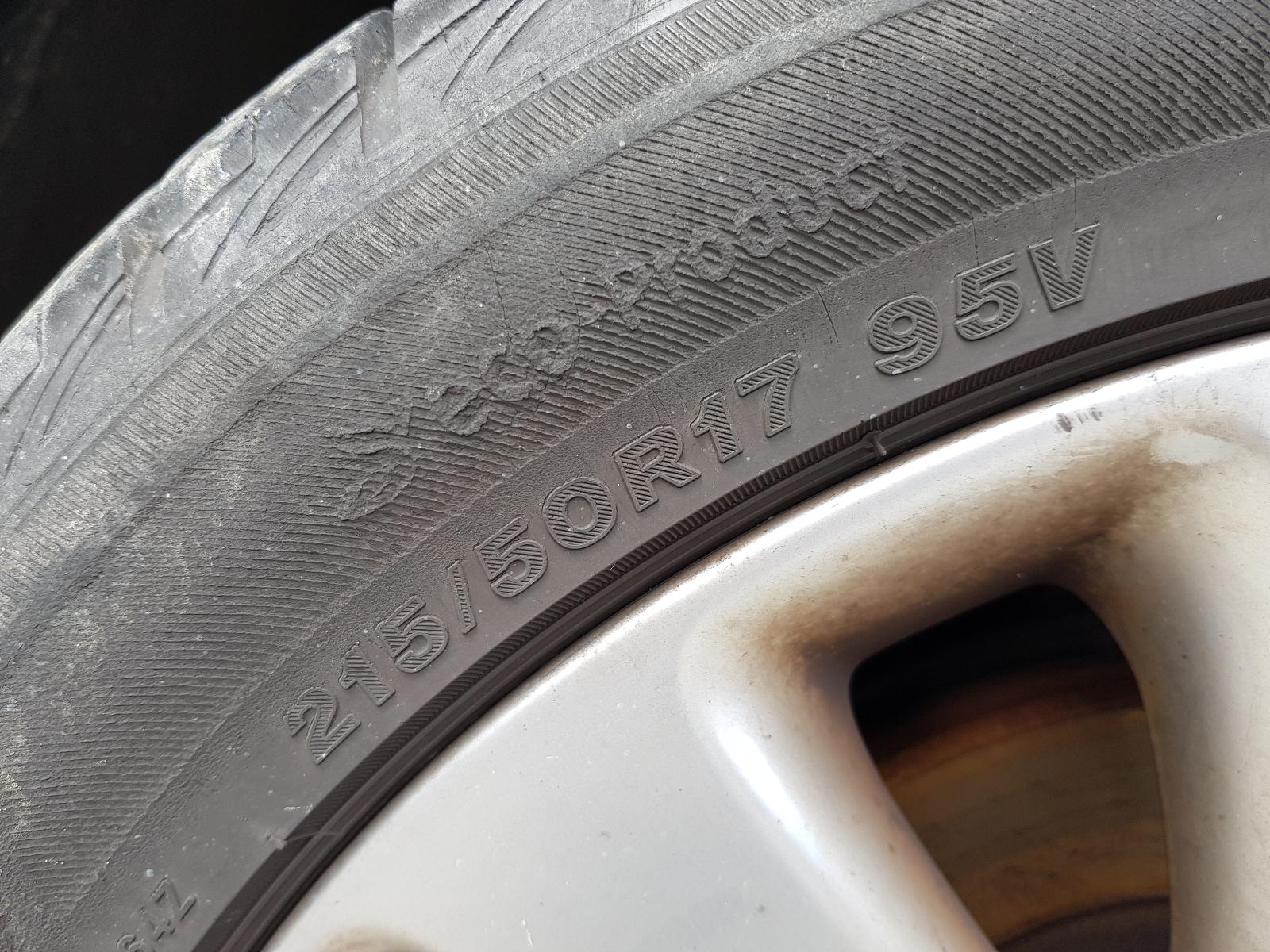 Holden Cruze - 2009-Present