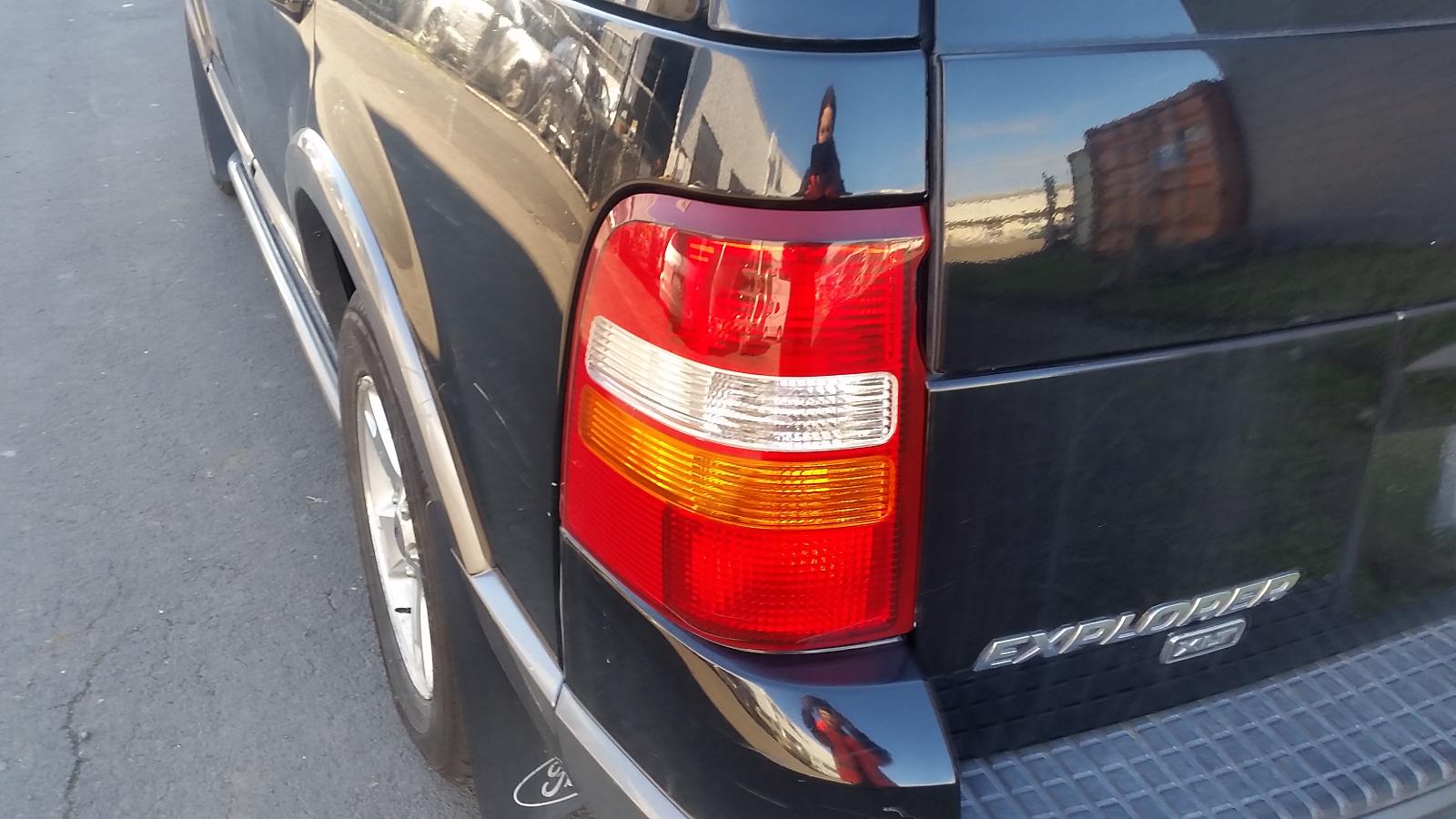 Ford Explorer - UT 2001-2005