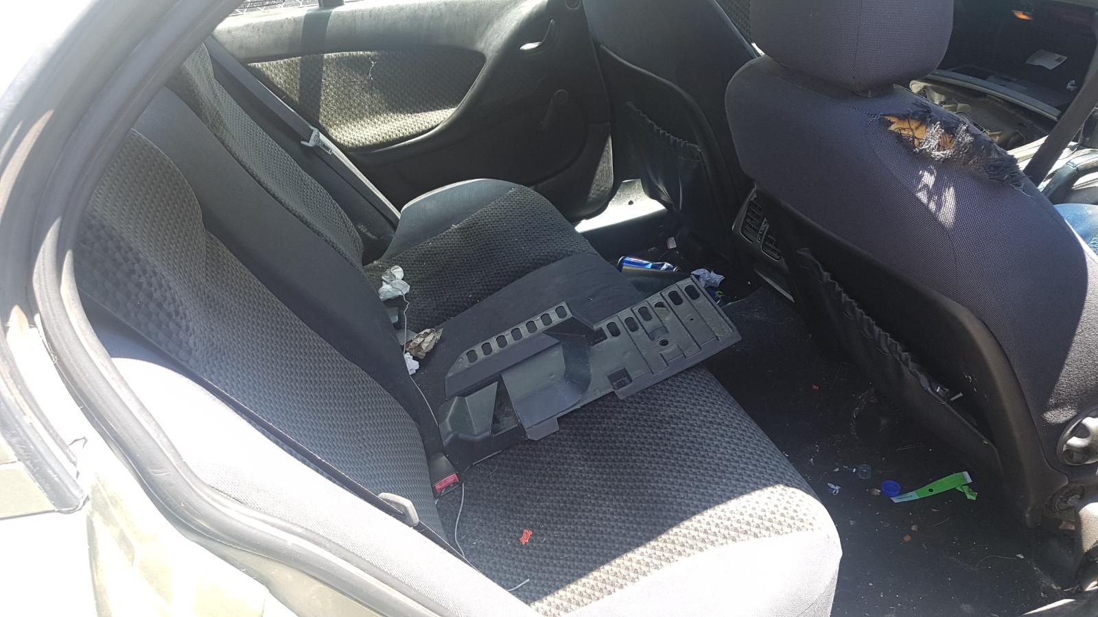 Holden Commodore - VY  2002-2004